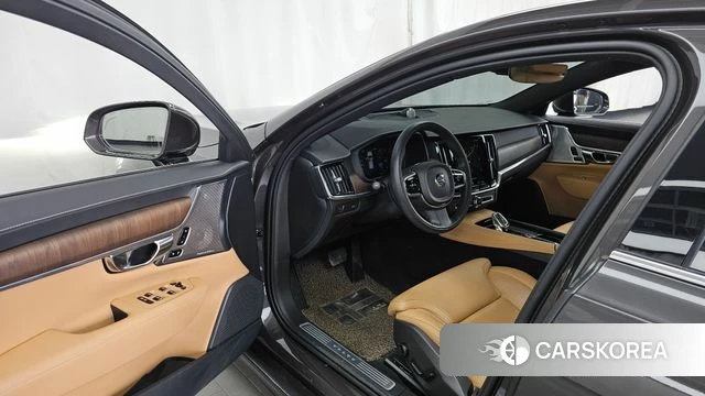 Volvo S90 id 4501382 из Кореи 31