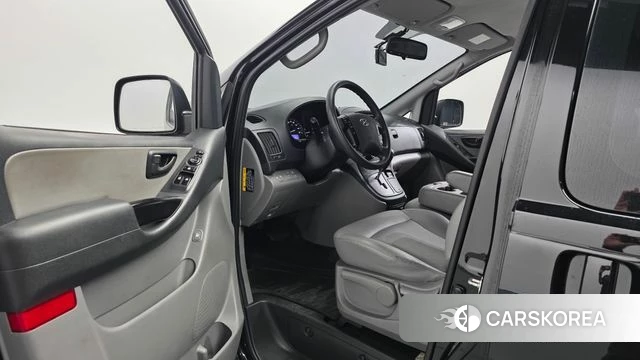 Hyundai The New Grand Starex id 4637506 из Кореи 31