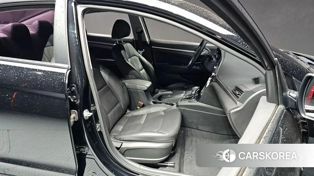 Hyundai The New Avante AD id 3807782 из Кореи 20