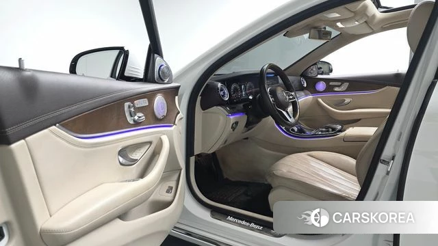 Mercedes-Benz E-Class W213 id 4615087 из Кореи 20
