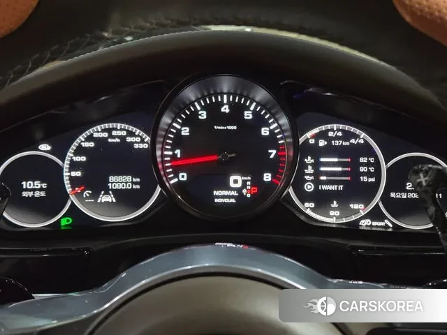 Porsche Panamera (971) id 3469964 из Кореи 20