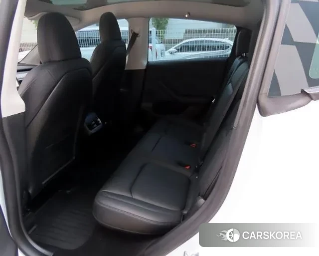 Tesla Model Y id 3399809 из Кореи 20