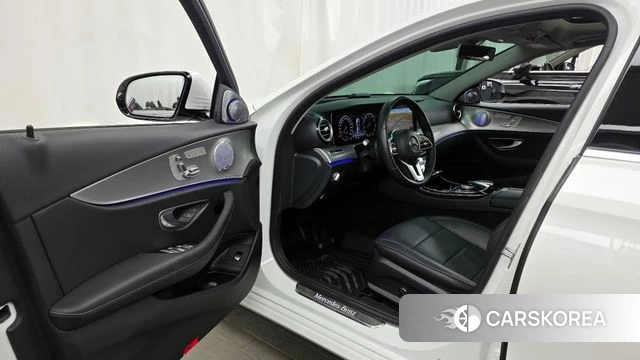 Mercedes-Benz E-Class W213 id 4187796 из Кореи 33
