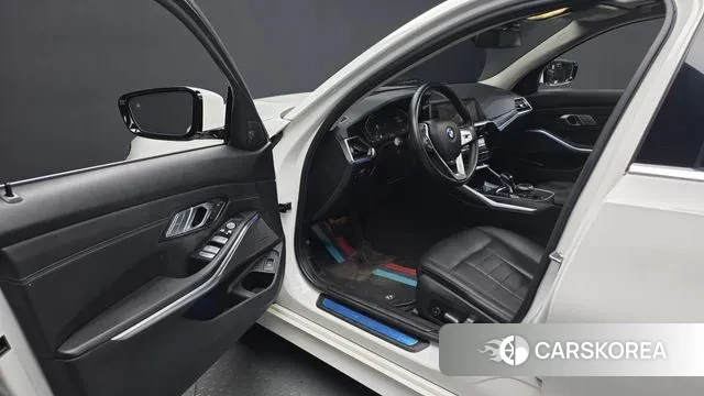 BMW 3 Series (G20) id 3546265 из Кореи 20