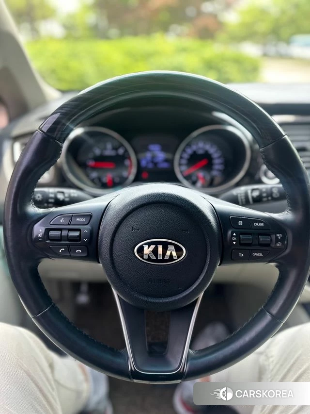 Kia The New Carnival id 3820684 из Кореи 11