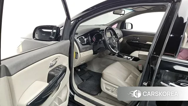 Kia All New Carnival id 3703957 из Кореи 20