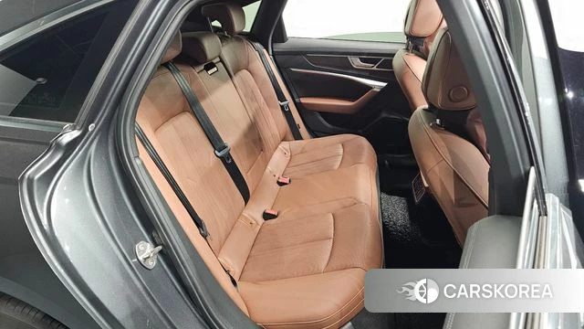 Audi A6 (C8) id 4687446 из Кореи 34