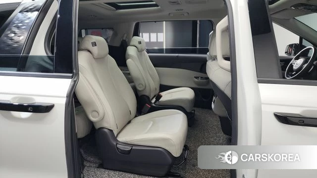Kia Carnival 4th generation id 4636945 из Кореи 39