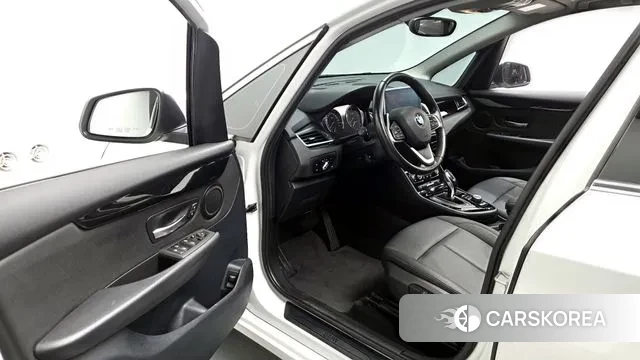 BMW 2 Series Active Tourer (F45) id 3551916 из Кореи 20