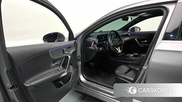 Mercedes-Benz A-Class W177 id 4636910 из Кореи 30