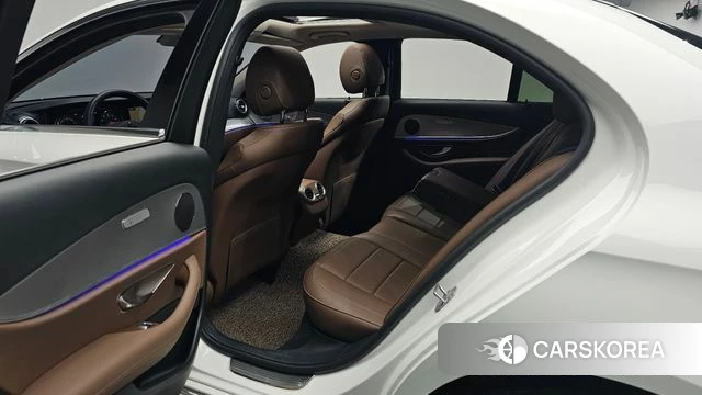 Mercedes-Benz E-Class W213 id 4295183 из Кореи 33