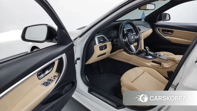 BMW 3 Series (F30) id 3754372 из Кореи 20