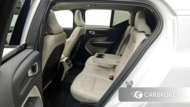 Volvo XC40 id 4360837 из Кореи 33