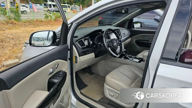 Kia The New Carnival id 4689473 из Кореи 20