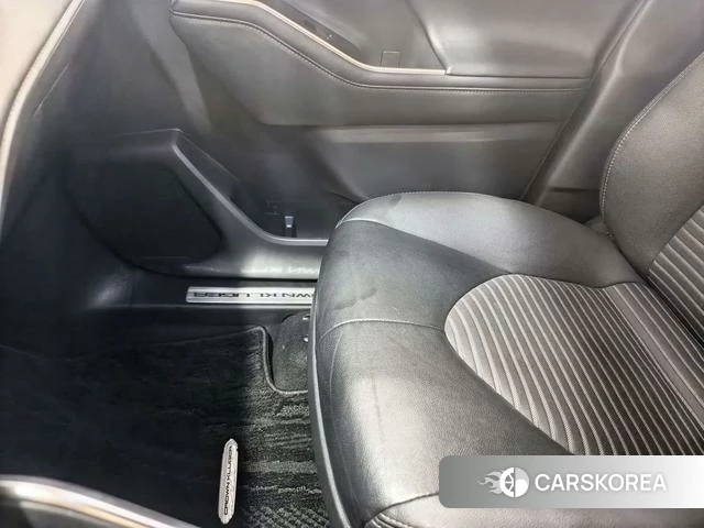 Toyota Crown Lufang id 4274690 из Китая 19