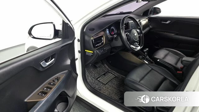 Kia Stonic id 4525858 из Кореи 29