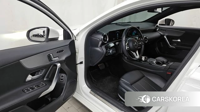 Mercedes-Benz A-Class W177 id 4356334 из Кореи 30