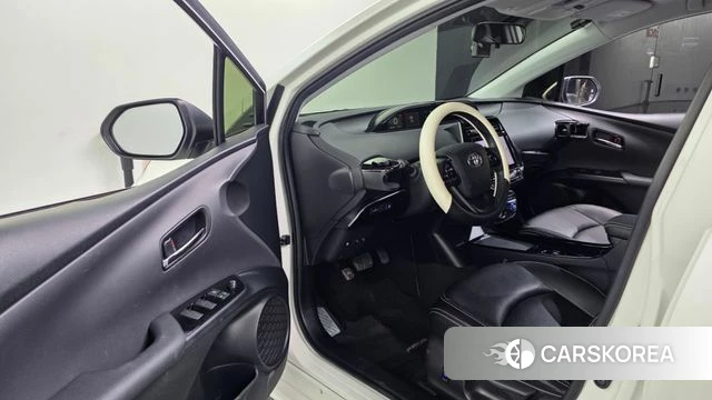 Toyota Prius 4th Generation id 4620188 из Кореи 35