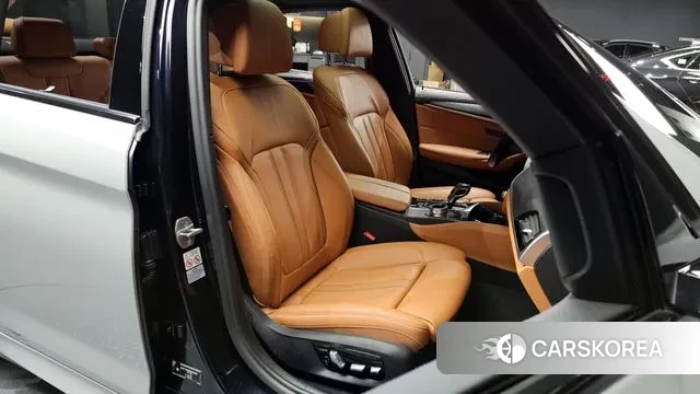 BMW 5 Series (G30) id 3378666 из Кореи 20