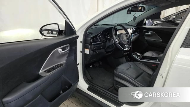 Kia Niro Plus id 4613526 из Кореи 32