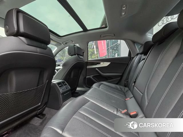 Audi A4L id 4260493 из Китая 23