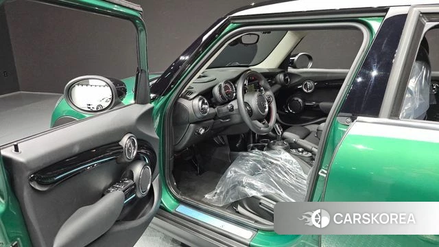 Mini Cooper id 4429807 из Кореи 31
