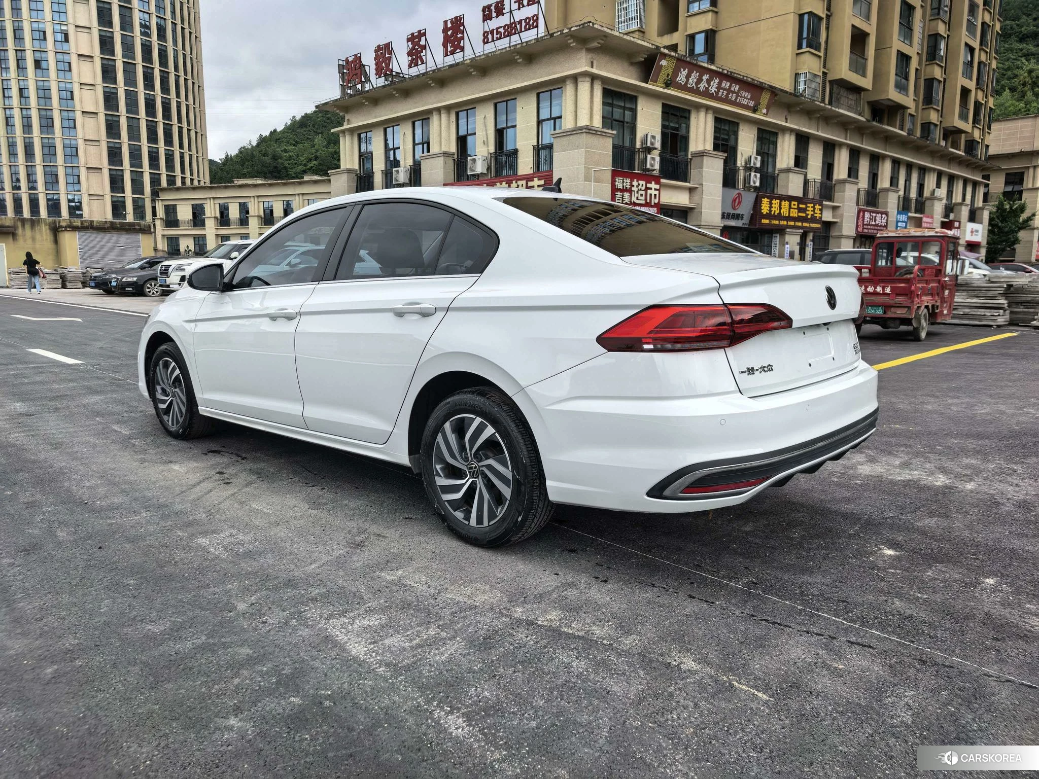 Volkswagen Bora id 4492674 из Китая 16