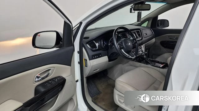 Kia The New Carnival id 4586849 из Кореи 32