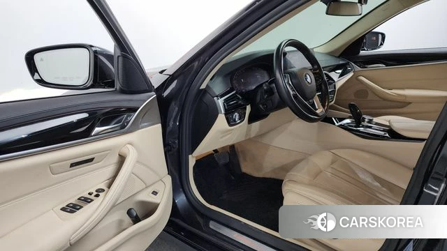 BMW 5 Series (G30) id 4732435 из Кореи 20