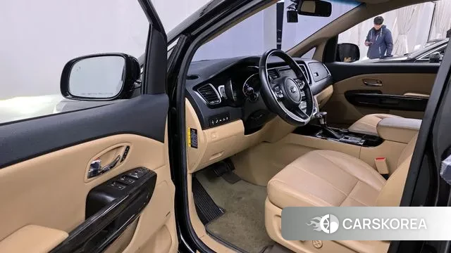 Kia The New Carnival id 3631910 из Кореи 20