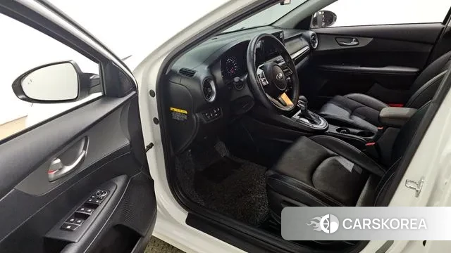 Kia Come New K3 id 3713342 из Кореи 20