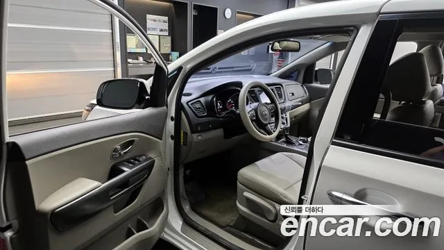 Kia All New Carnival id 2952213 из Кореи 20