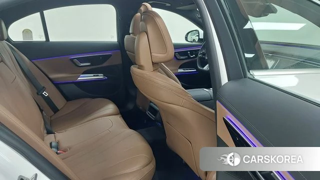 Mercedes-Benz E-Class W214 id 4229801 из Кореи 17