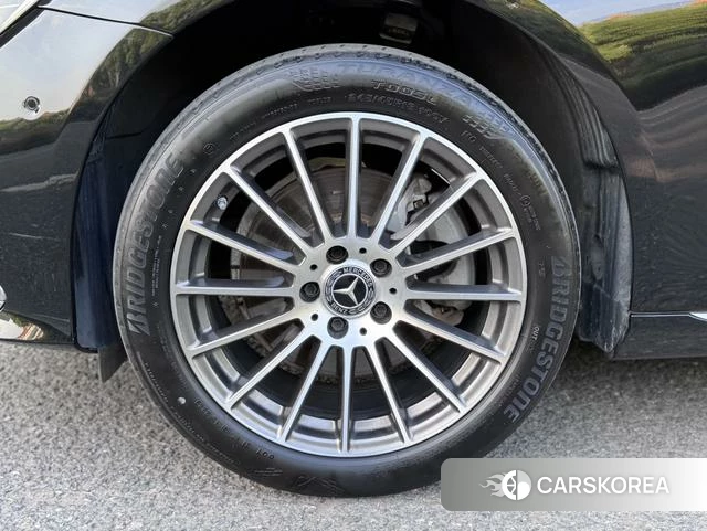 Mercedes-Benz E-class id 4277153 из Китая 14