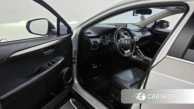 Lexus NX300h id 4742399 из Кореи 34
