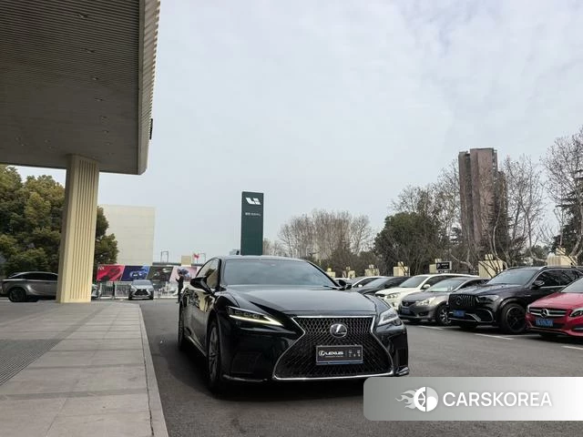 Lexus LS id 4262362 из Китая 17