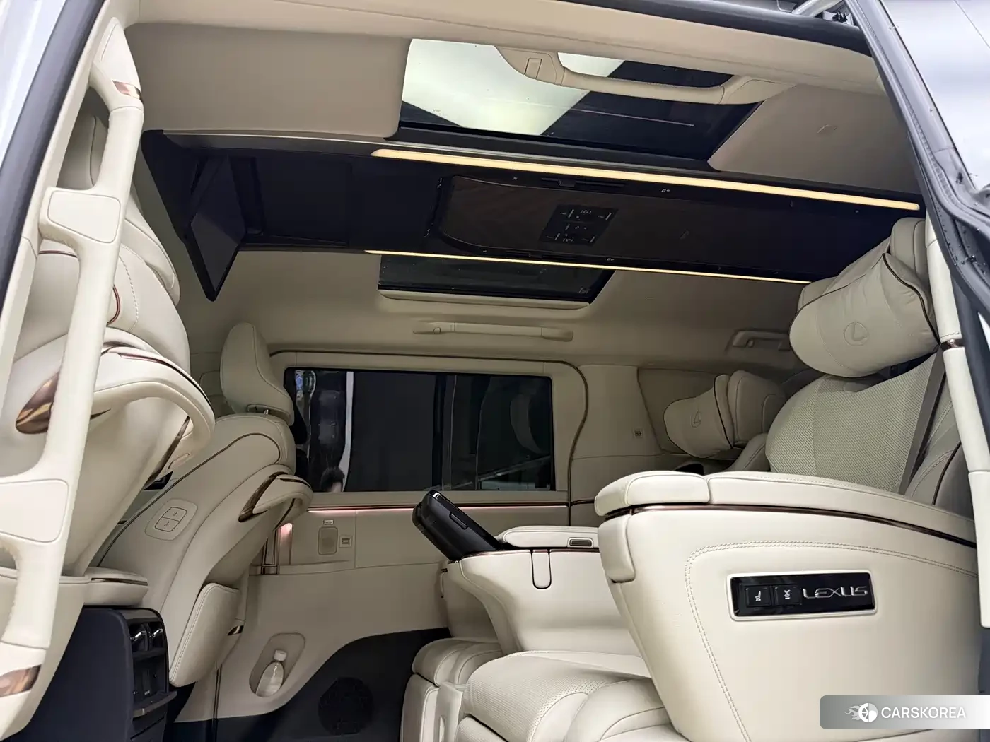 Lexus LM id 4628400 из Китая 10