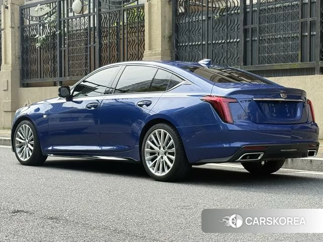 Cadillac CT5 id 4212779 из Китая 16
