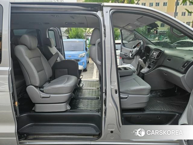 Hyundai The New Grand Starex id 4542900 из Кореи 20