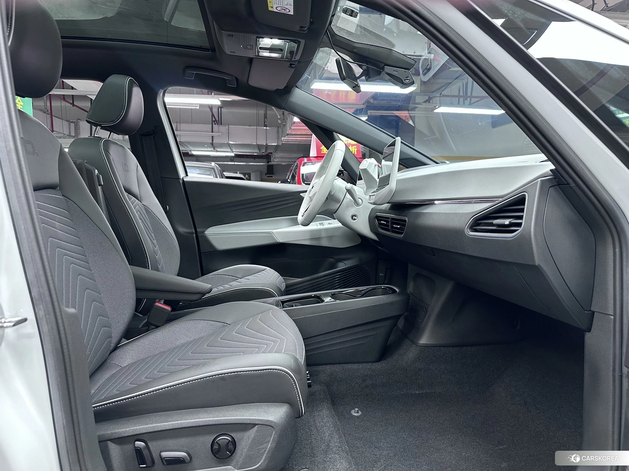 Volkswagen ID.3 id 4511016 из Китая 11