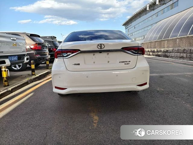 Toyota Corolla id 4258768 из Китая 13