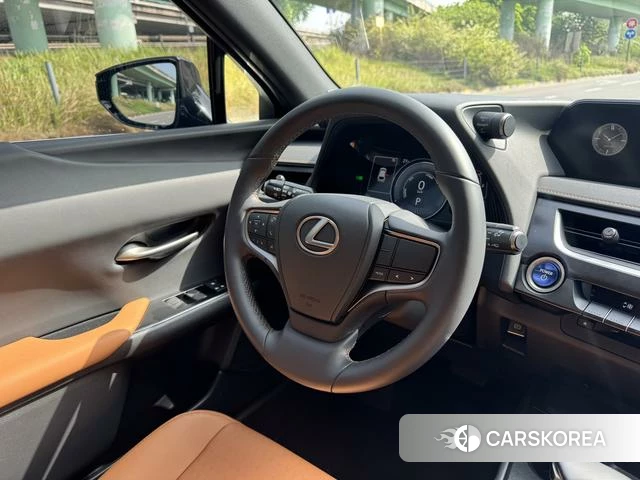 Lexus UX id 4298012 из Китая 13