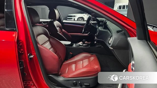 Kia Stinger id 3880206 из Кореи 20