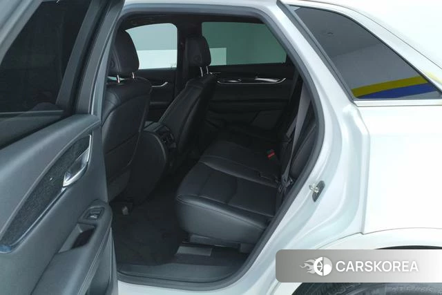 Cadillac XT5 id 4213939 из Китая 17