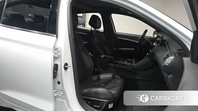 Genesis G70 id 3844690 из Кореи 20