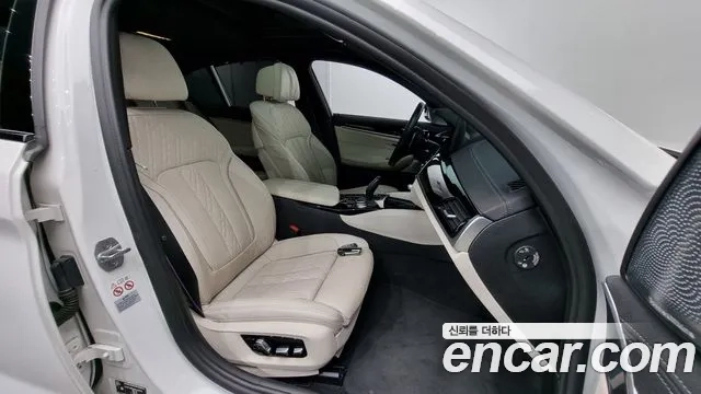 BMW 5 Series (G30) id 2874696 из Кореи 20