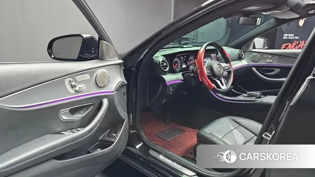 Mercedes-Benz E-Class W213 id 3672090 из Кореи 20
