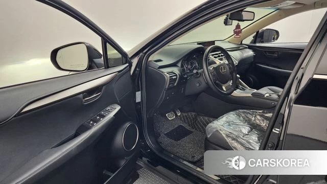 Lexus NX300h id 3886443 из Кореи 20