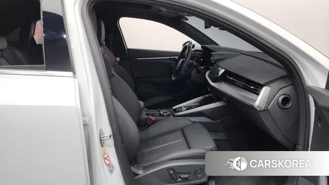 Audi A3 (8Y) id 3305520 из Кореи 20