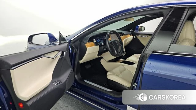 Tesla Model S id 3860646 из Кореи 20